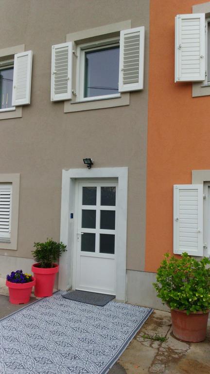 Orange Cube Apartment Ριέκα Εξωτερικό φωτογραφία